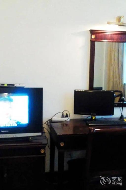 Цзясинь: Kai Yue Hotel- Jiashan