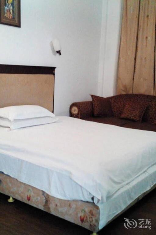 Цзясинь: Kai Yue Hotel- Jiashan