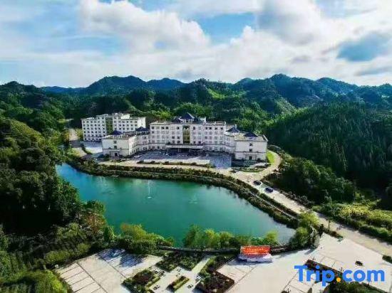 Цзеян: Jiexi Dabeishan Forest Park Jingming Holiday Resort