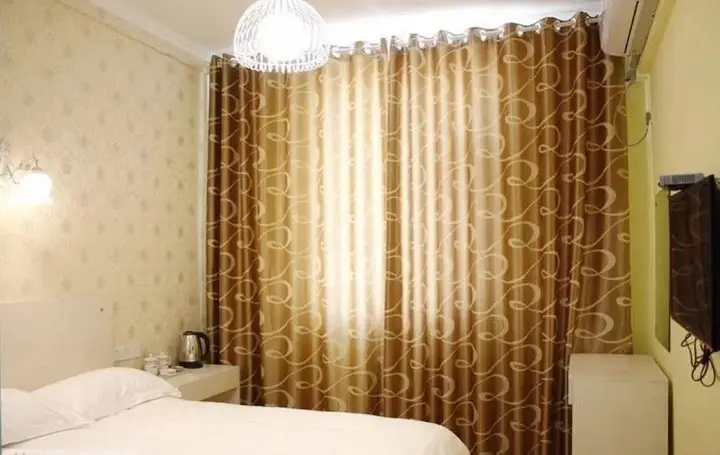 Лоян: Luoyang Love Me Fashion Hotel