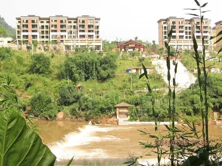 Цзуньи: Danxia Valley Inn