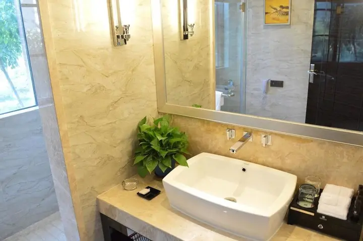 Шаогуань: Dong Cheng Jing Jiang Hotel