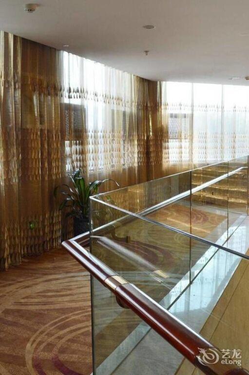 Шаогуань: Dong Cheng Jing Jiang Hotel