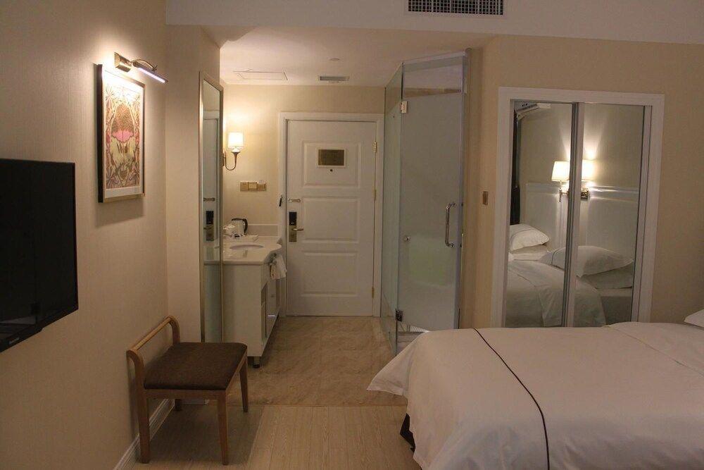 Чжэнчжоу: Kunlun Leju Business Hotel