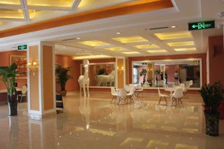 Чжэнчжоу: Kunlun Leju Business Hotel