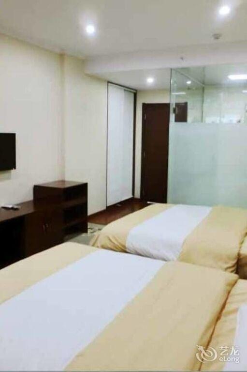 Ухань: One House Cinema Hotel (Hubei Institute of Economics)