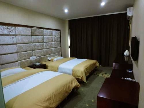 Ухань: One House Cinema Hotel (Hubei Institute of Economics)