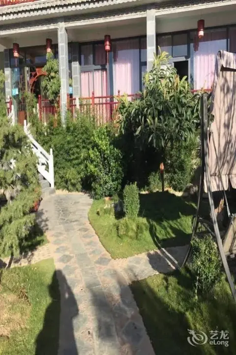 Дали: Shuanglang Yunlang Inn