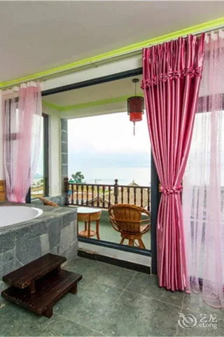 Дали: Shuanglang Yunlang Inn