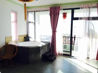 Дали: Shuanglang Yunlang Inn
