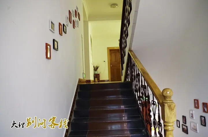 Дали: Dali Biewen Inn