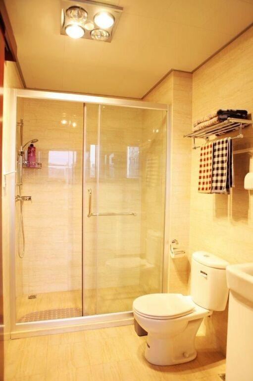 Чэнду: Chengdu Aijiwu Theme Apartment