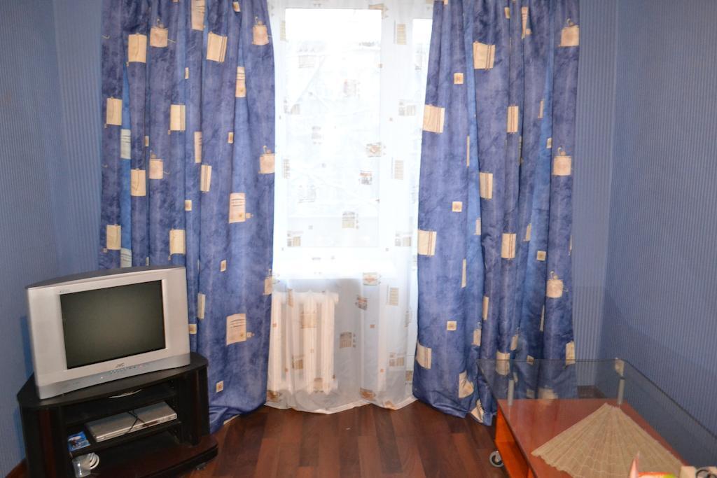 Москва: Apartments on Denisovsky Pereulok