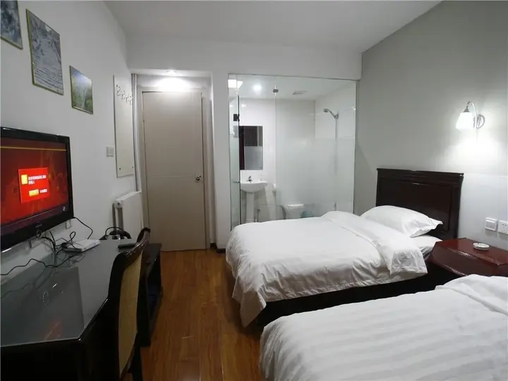 Тайан: Taian Hongqipiaoyang Inn
