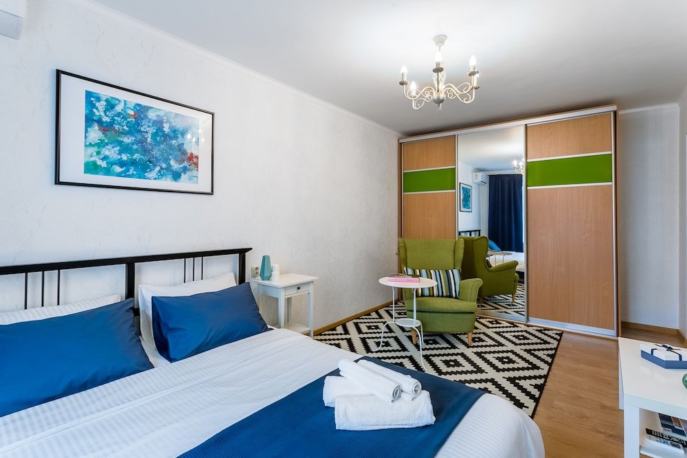 Москва: Apartment On Druzhinnikovskaya 11A