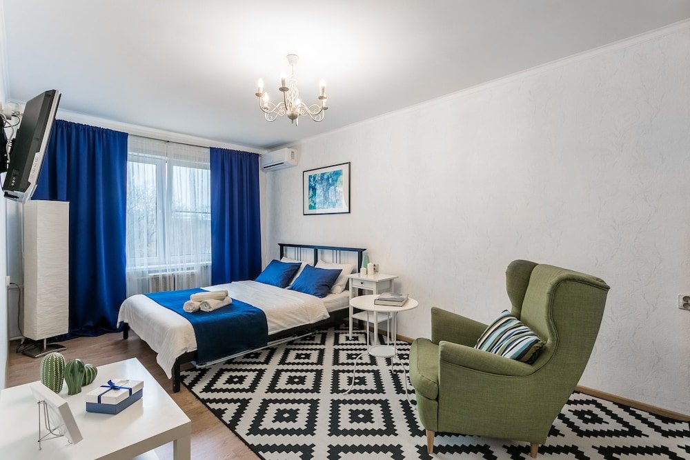 Москва: Apartment On Druzhinnikovskaya 11A