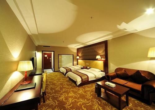 Qinzhou Lingshan Zhengjiu Hotel — фото 2