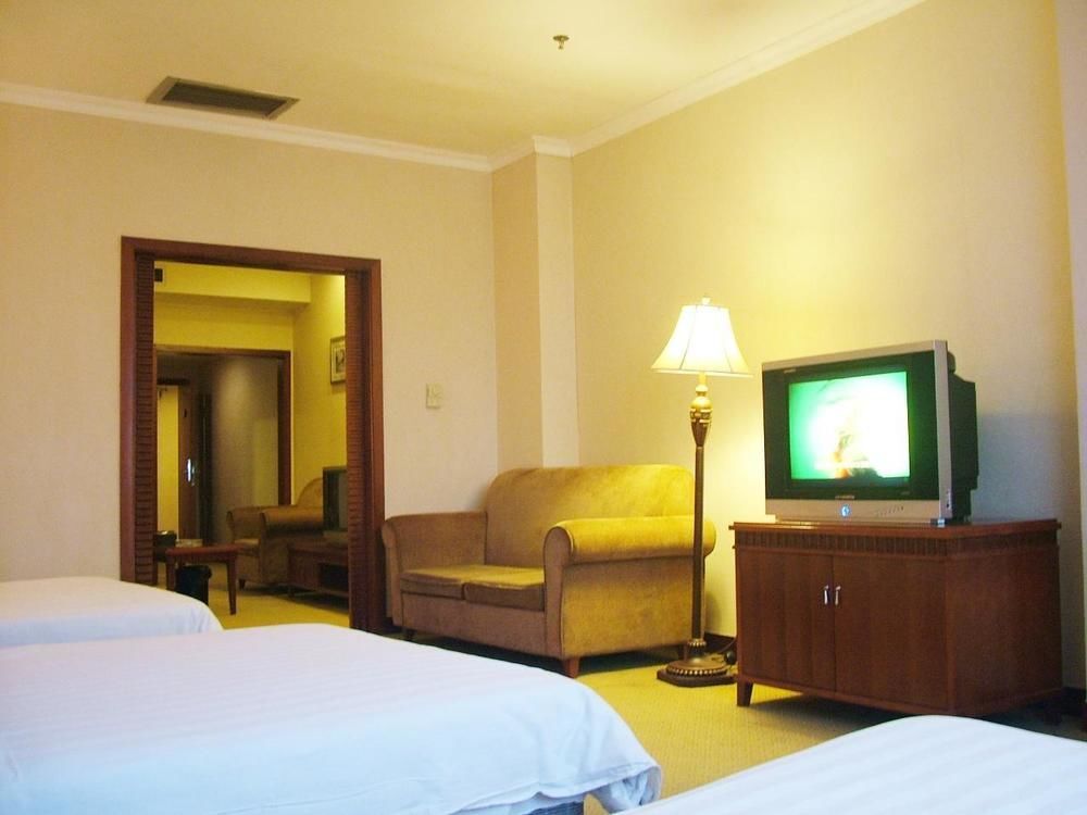 Джиангме: Xinhubin Hotel