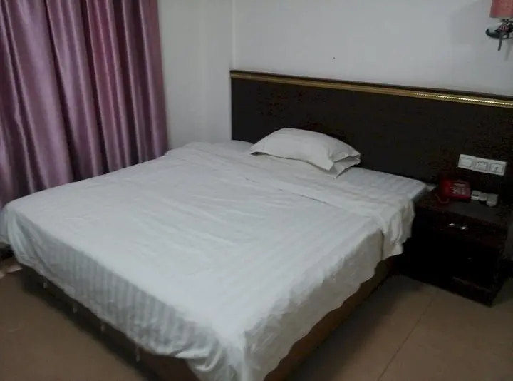 Цзиньюань: Qingyuan Lianzhou Huijing Express Hotel
