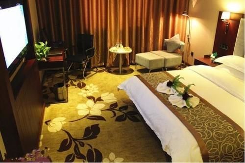 Лоян: Jinyue Business Hotel