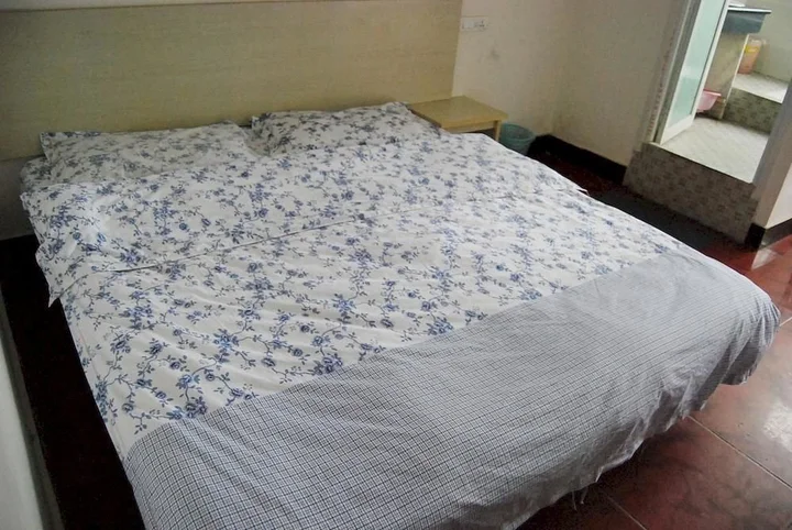 Ухань: Wuhan Ronghua Business Hotel