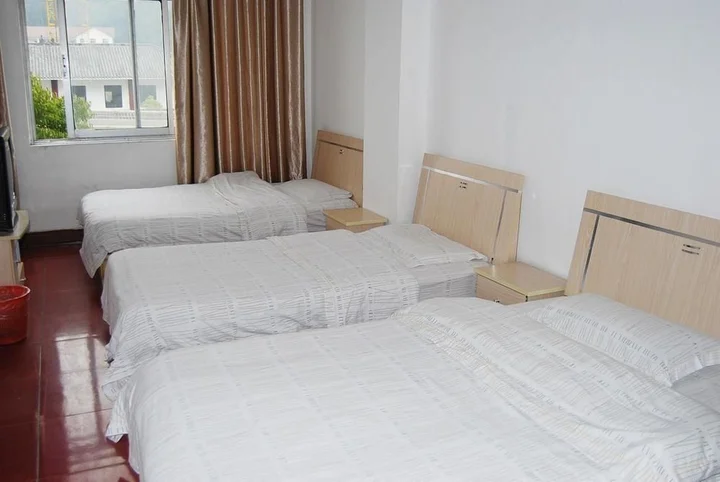 Ухань: Wuhan Ronghua Business Hotel