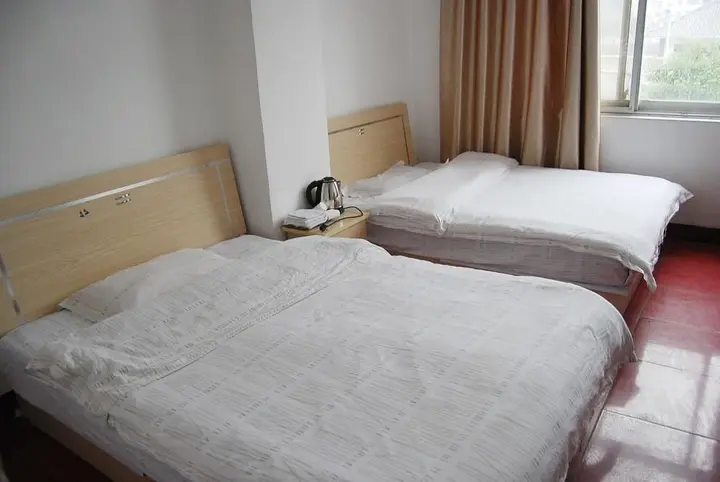 Ухань: Wuhan Ronghua Business Hotel