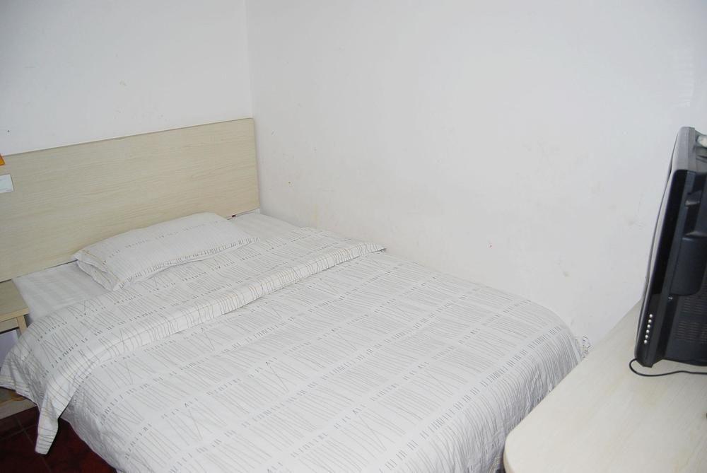 Ухань: Wuhan Ronghua Business Hotel