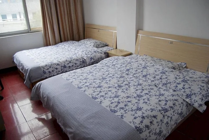Ухань: Wuhan Ronghua Business Hotel