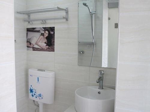Ухань: Bomeng Hotel