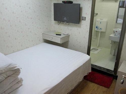Ухань: Bomeng Hotel