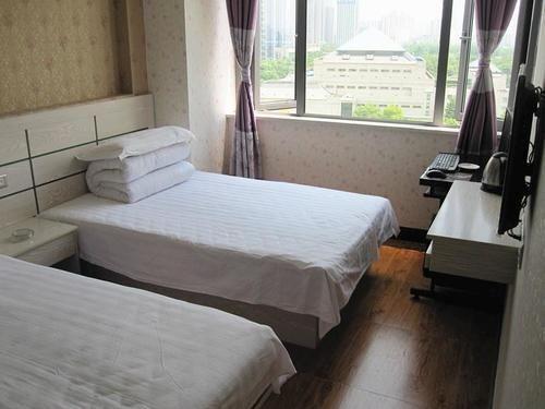 Ухань: Bomeng Hotel