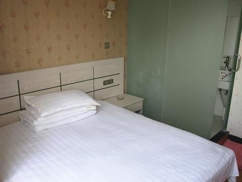 Ухань: Bomeng Hotel