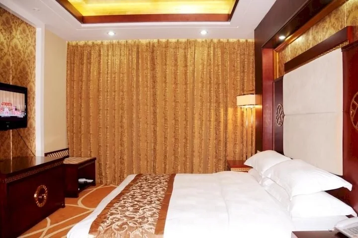 Чжэнчжоу: Zijingshan Hotel, Rongtong, Zhengzhou