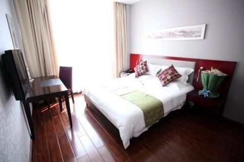 Ухань: Wuhan Yitel Hotel