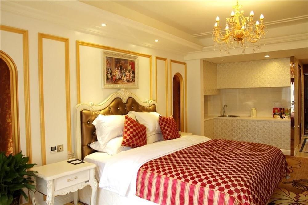 Чэнду: Hawaii Theme Hotel