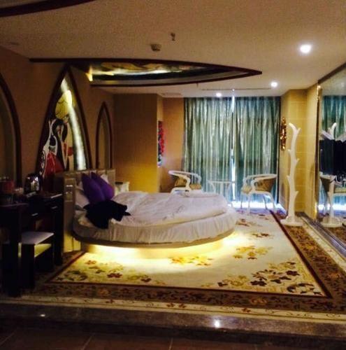 Чунцин: Leaf and Love Theme Hotel