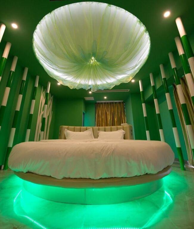 Чунцин: Leaf and Love Theme Hotel