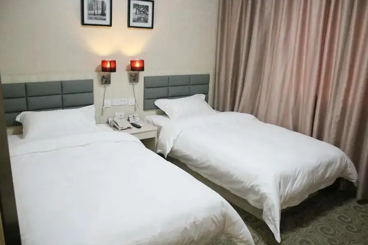 Кайфын: Super 8 Hotel
