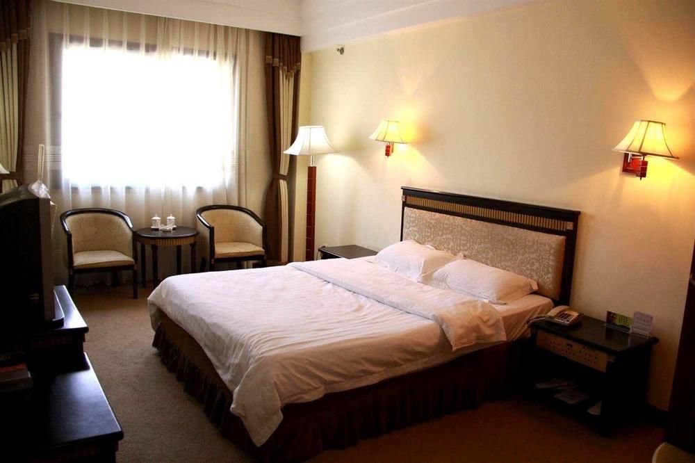 Циндао: Qingdao Detai Hotel