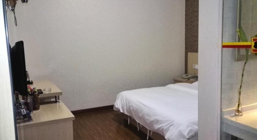 Чанчжоу: Super 8 by Wyndham Changzhou Huai De Qiao