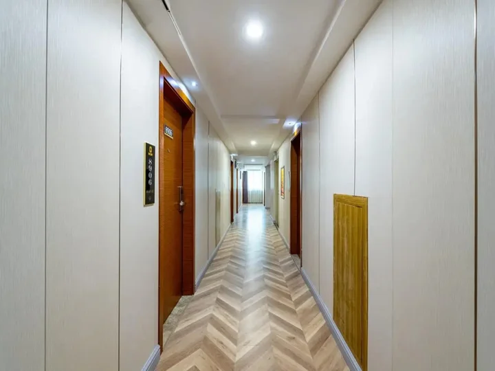 Хойчжоу: Super 8 by Wyndham Huizhou Bus Terminal