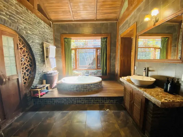 Лицзян: Blossom Hill Inn Neverland