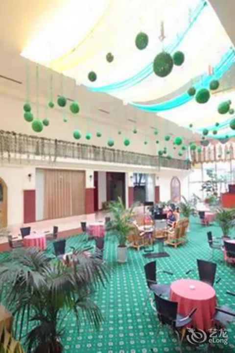 Дунъин: Dongying Blue Horizon Xicheng Hotel