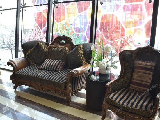 Урумчи: Super 8 by Wyndham Urumqi Da Xi Men