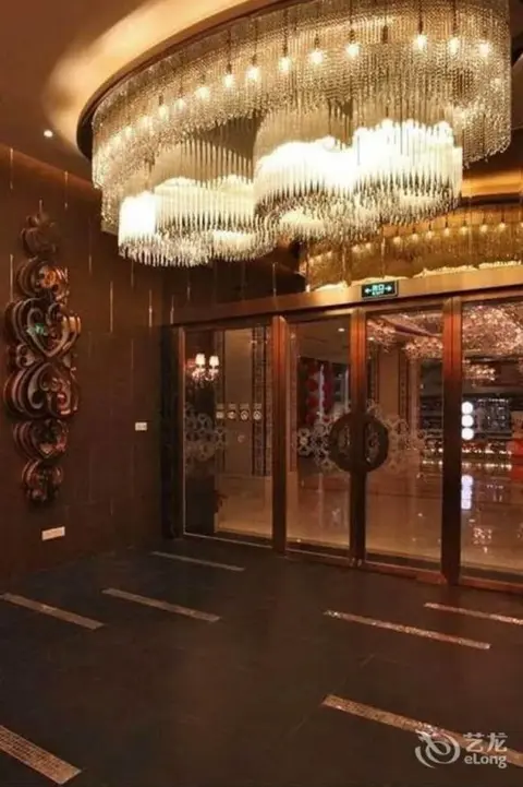 Фошань: Lake-view Hotel