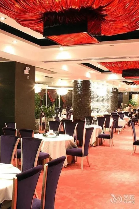 Фошань: Lake-view Hotel