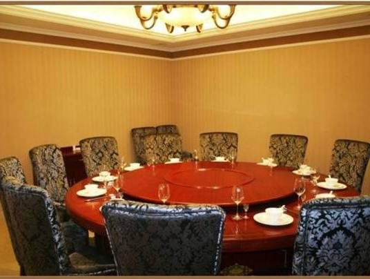 Пекин: Dongxiangting Hotel- Beijing