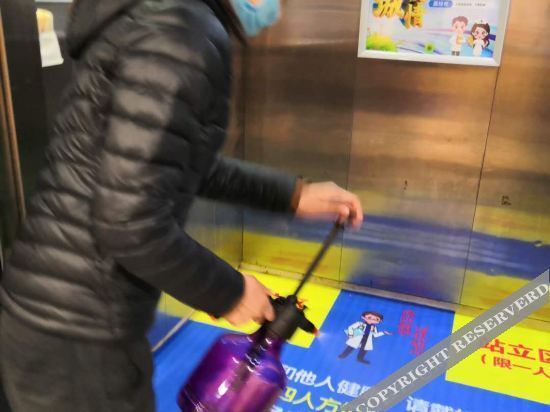 carousel image 1