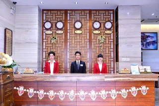 Лиши: Dingnan Longhui Hotel